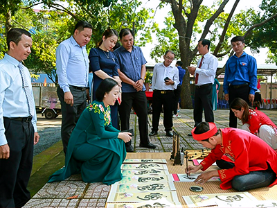 Ông Đồ Thư Pháp TPHCM - Dịch Vụ Sự Kiện Chuyên Nghiệp